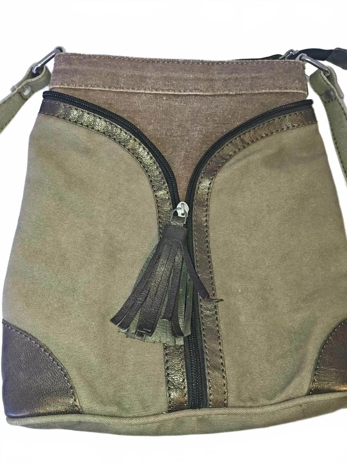 Women's Shoulder Bag with Tassel Zipper Detail