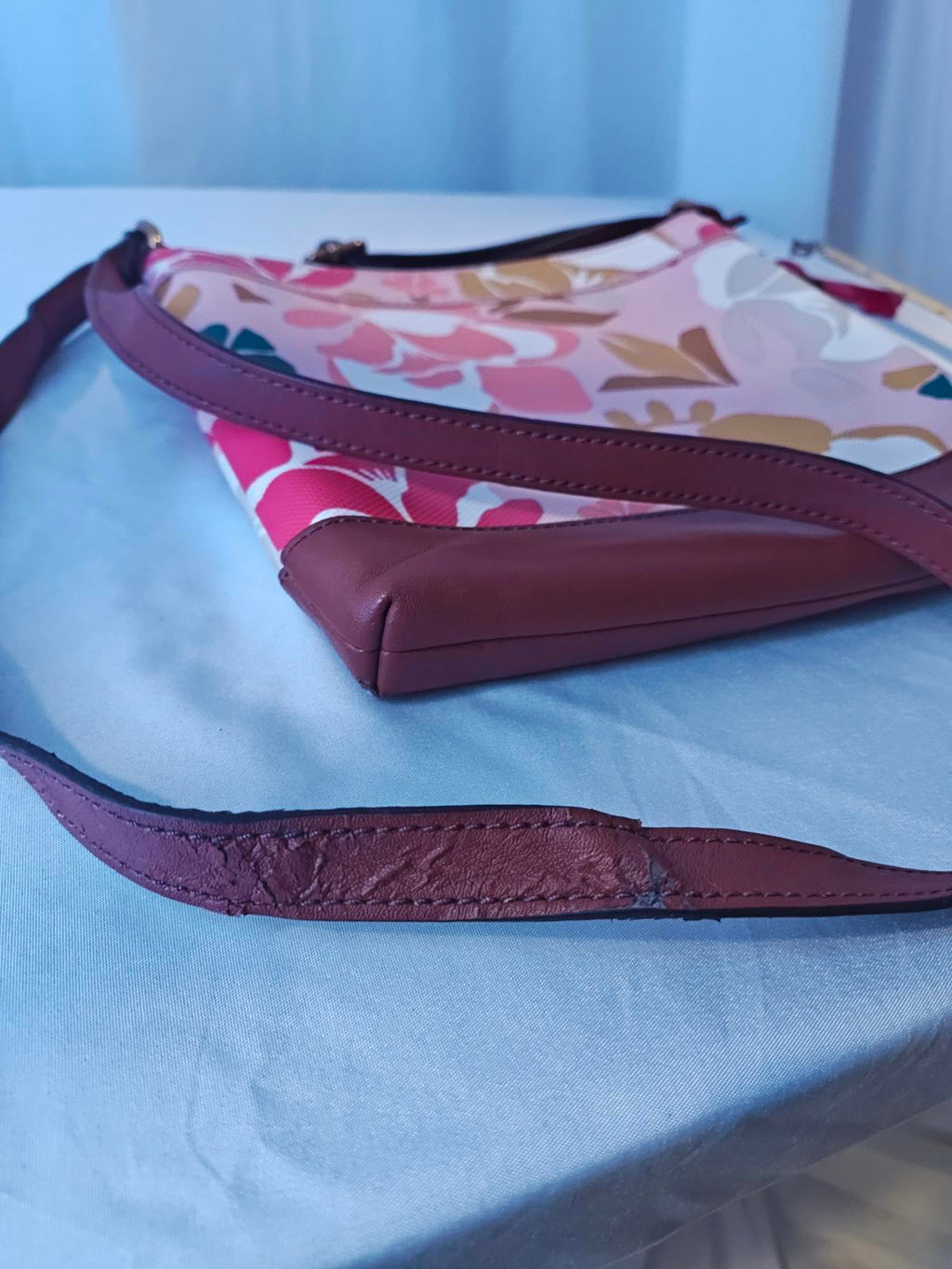 Fossil Key-Per Pink Floral Crossbody Bag | Canvas & Leather Trim Purse Boho Y2K