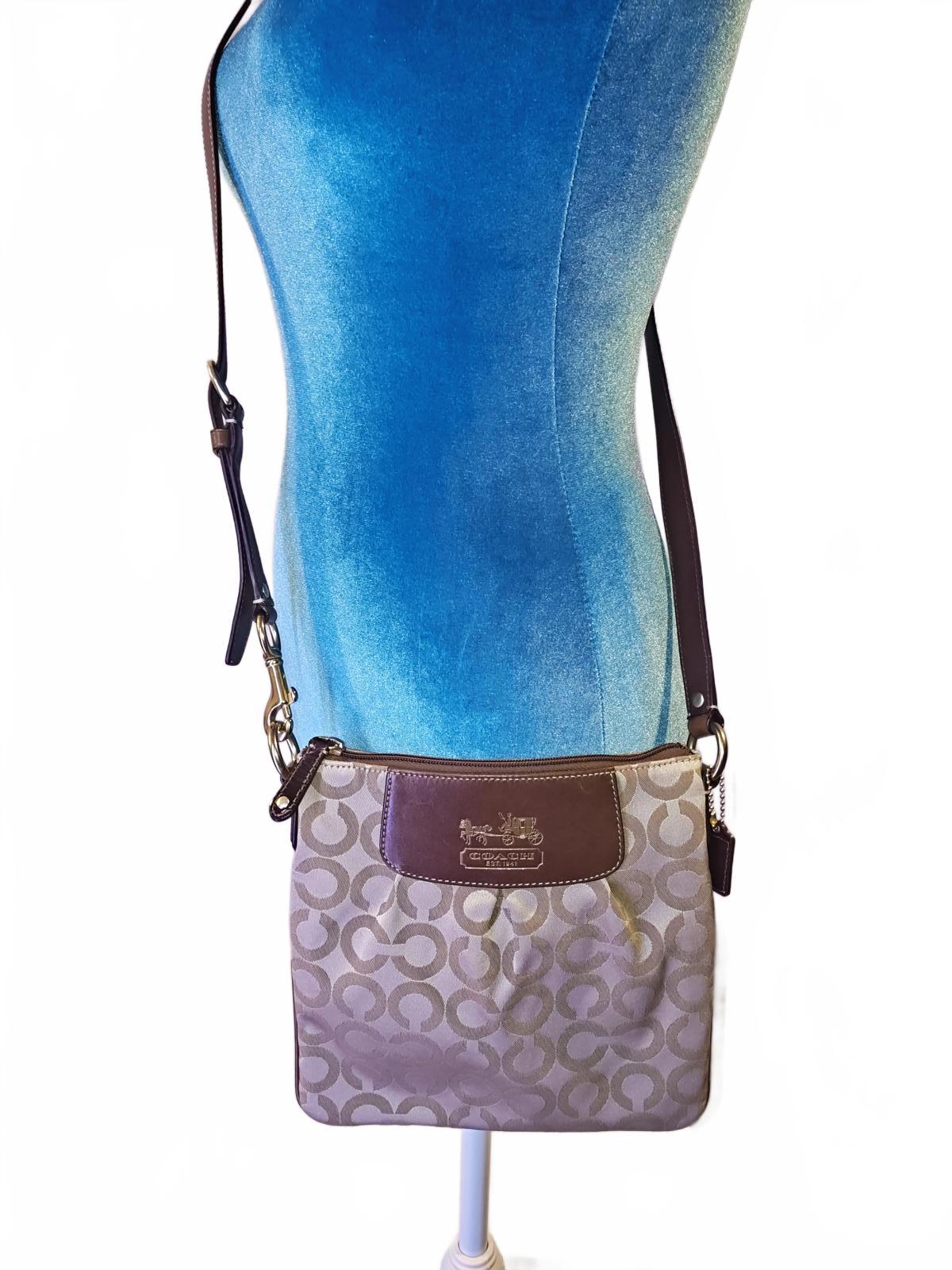 Coach Signature Canvas Crossbody Shoulder Bag