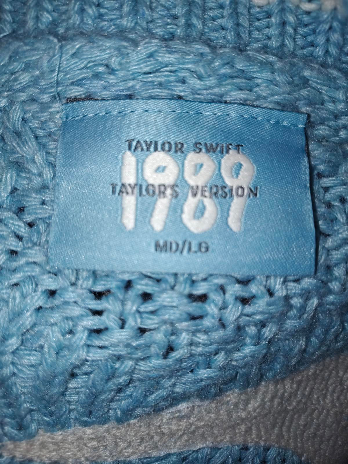 Taylor Swift 1989 Light Blue Cable Knit Cardigan Sweater with Bird Appliques