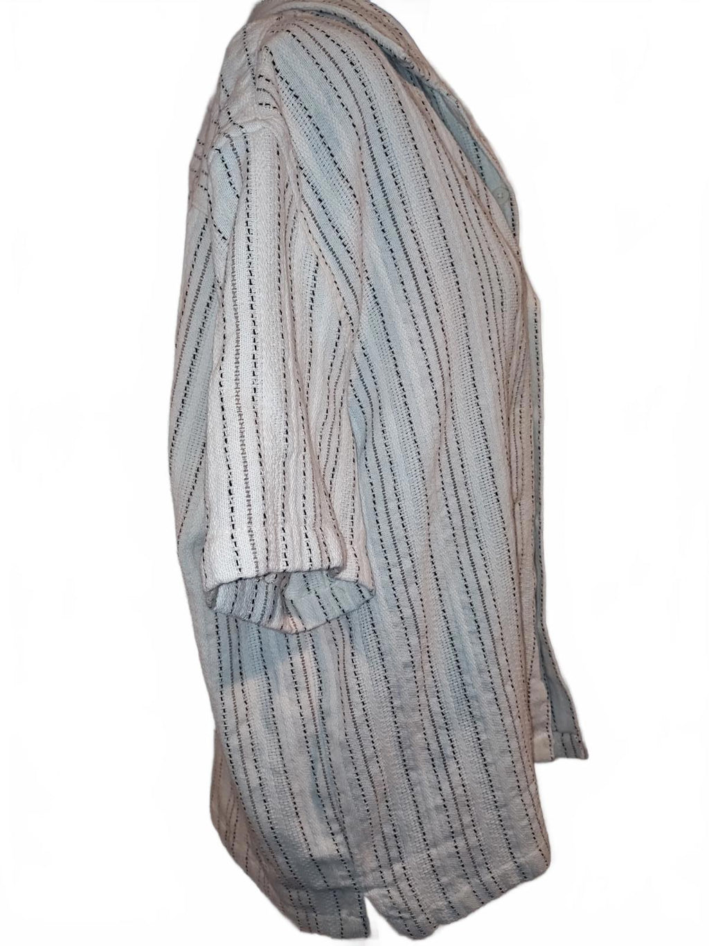 NWT Men's Casual Short Sleeve Button-Up Shirt with Stripe Pattern